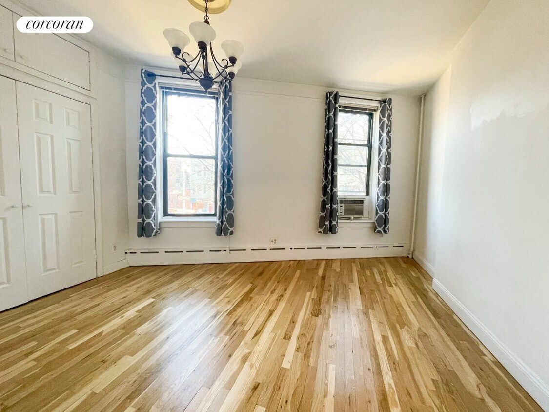 14 Bedford Ave Unit 2, Brooklyn, NY 11222 Room for Rent in Brooklyn