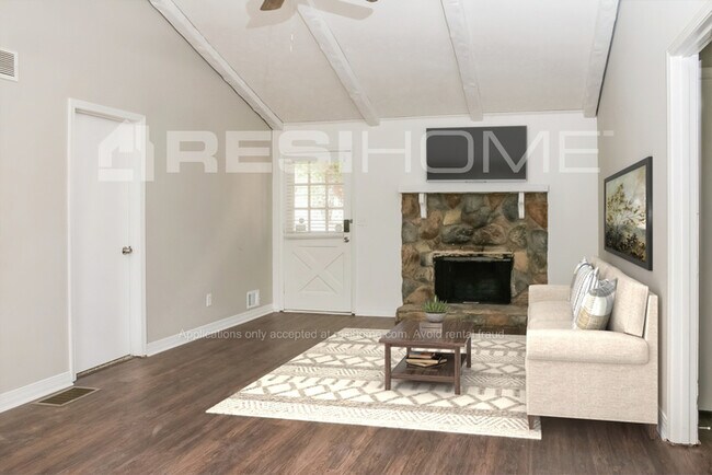 Foto del edificio - 1671 Almand Creek Dr SW