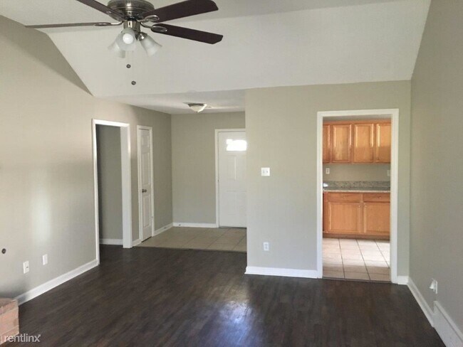 Building Photo - 3 br, 2 bath House - 4554 Tulip Creek Dr