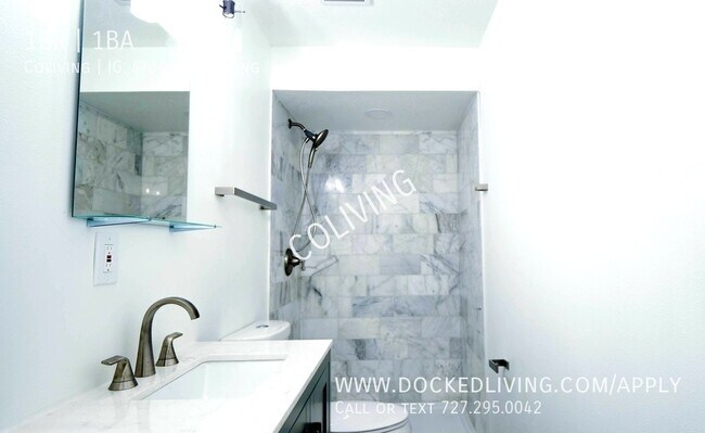 Foto del edificio - 1/1 Bedroom in Co-living House! Private ba...