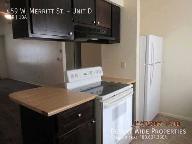 Foto del edificio - 459 W Merritt St