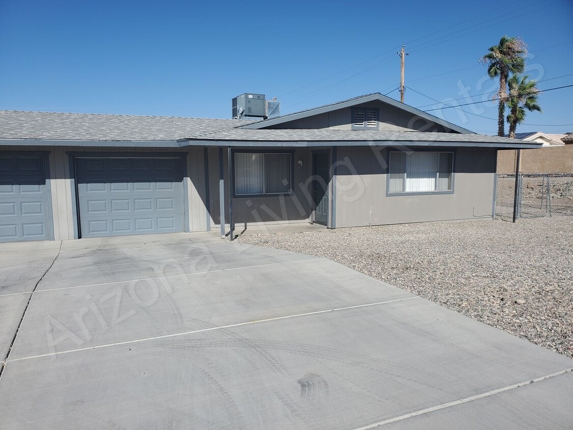 Primary Photo - DELIGHTFUL 2 BEDROOM DUPLEX