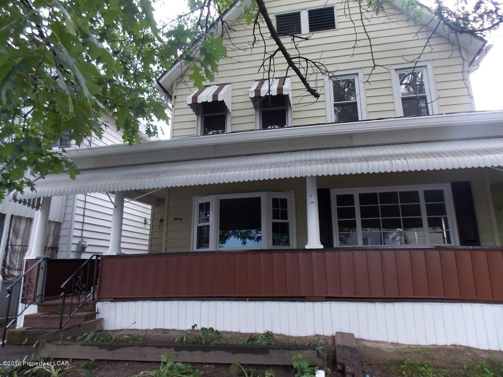 Primary Photo - 30 S Goodwin Ave