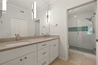 Building Photo - 7087 Barrington Cir