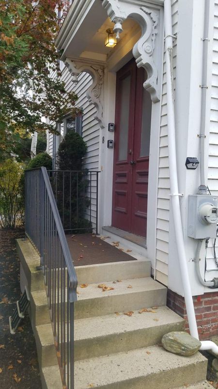 Building Photo - 8 Stanwood St