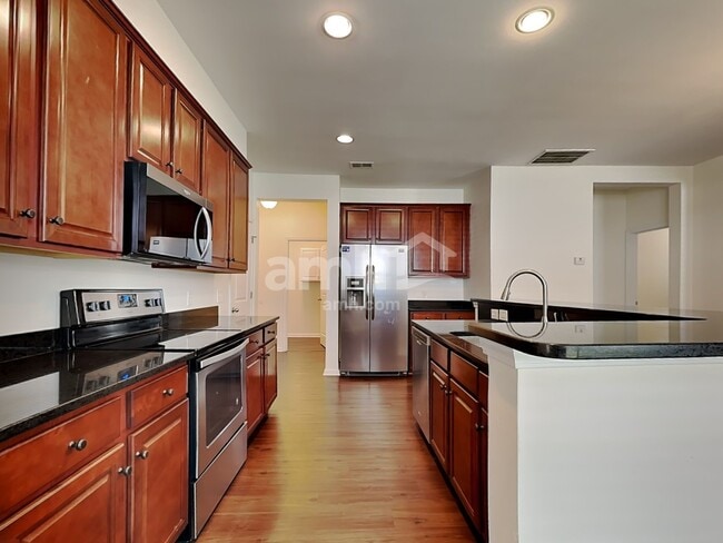 Building Photo - 285 Oglethorpe Cir