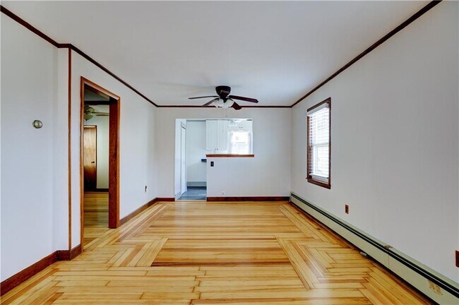 Foto del edificio - 22 Burdick Ave