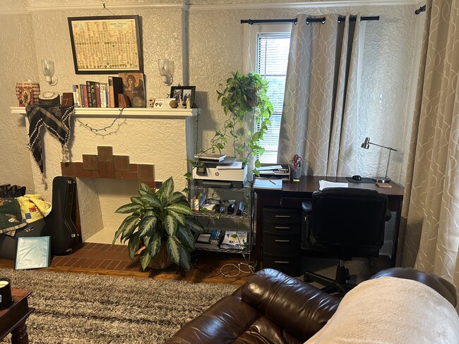 Living Room - 3400 S University Dr