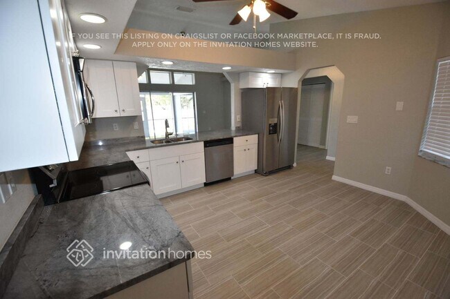 Foto del edificio - 1187 Desmond St