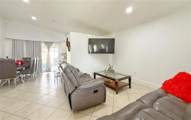 Building Photo - 18331 SW 135th Ave