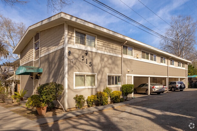 Building Photo - Midtown Manor Rooming House