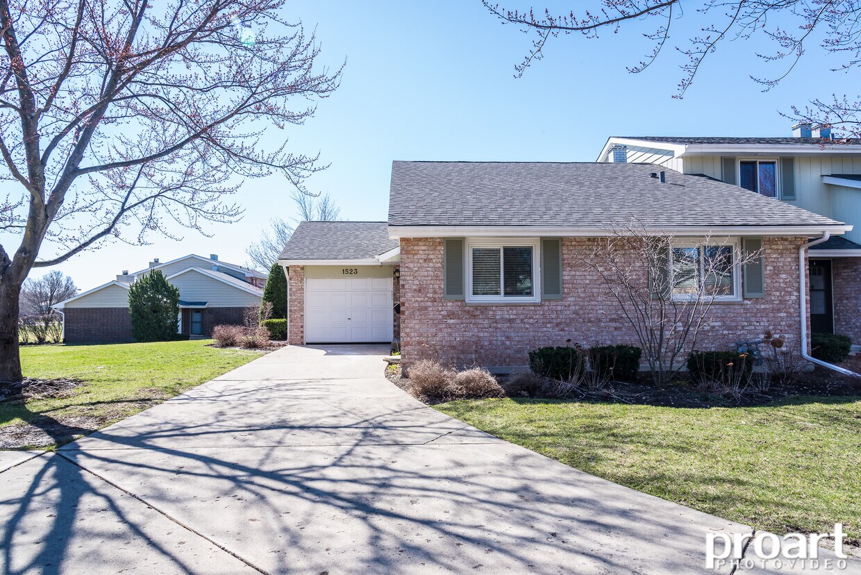 Foto principal - 1523 Johnstown Ct