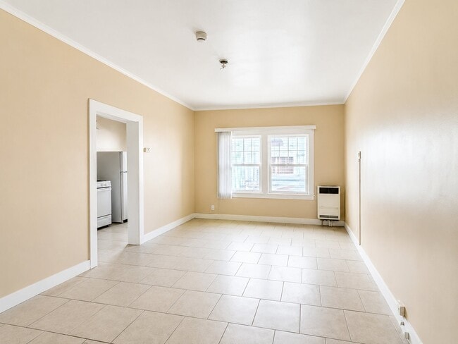 Building Photo - 2877 San Marino St