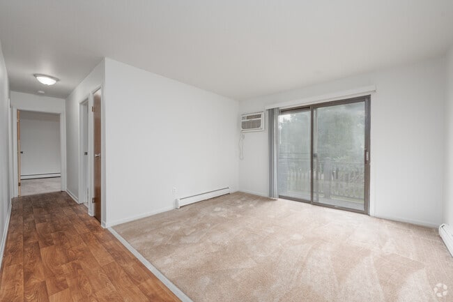 Interior Photo - Mallard Cove Apartments