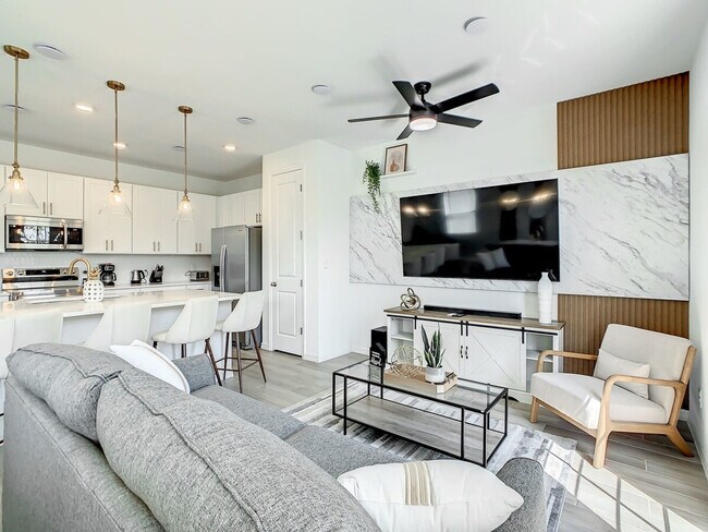 Foto del edificio - 1048 Plantation Ln