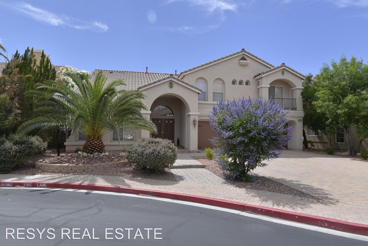 Primary Photo - 5 br, 4.5 bath House - 11125 BANDON DUNES CT