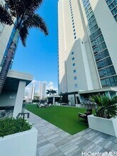 Building Photo - 1388 Kapiolani Blvd