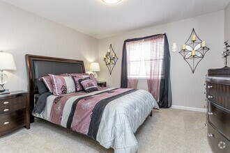 1BR, 1BA - 747SF - Emerald Pointe Apartment Homes