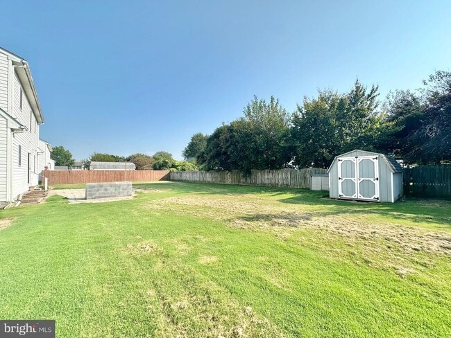 Building Photo - 8337 Colony Cir