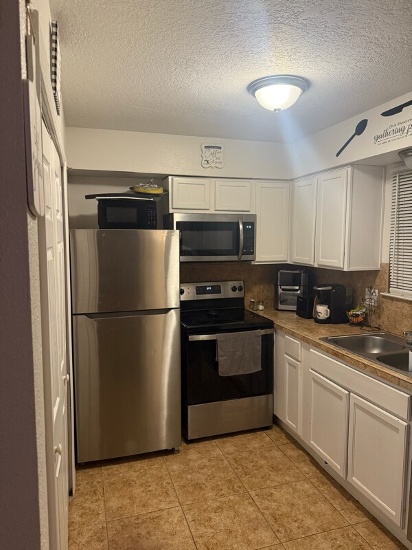 Foto del edificio - 6005 Fortuna Rd NW