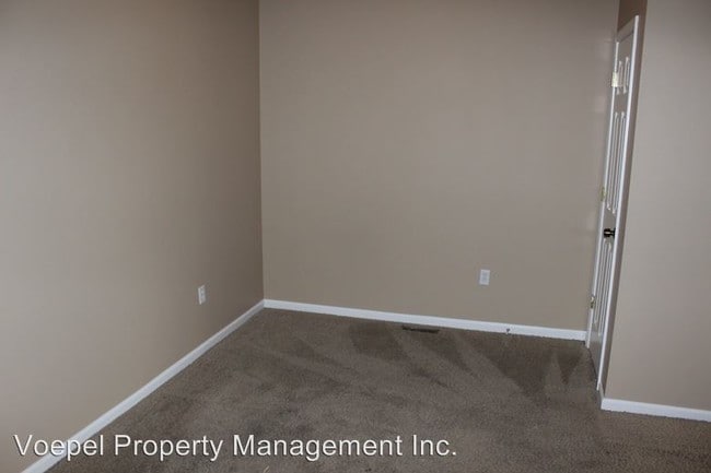 Building Photo - 10355 Parkview Ave