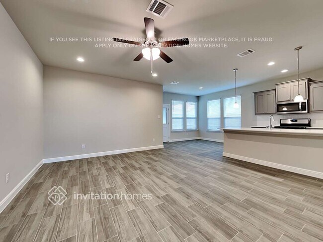 Building Photo - 2360 Waggoner Rnch Dr