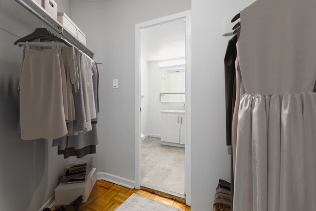 Building Photo - Rideau Towers