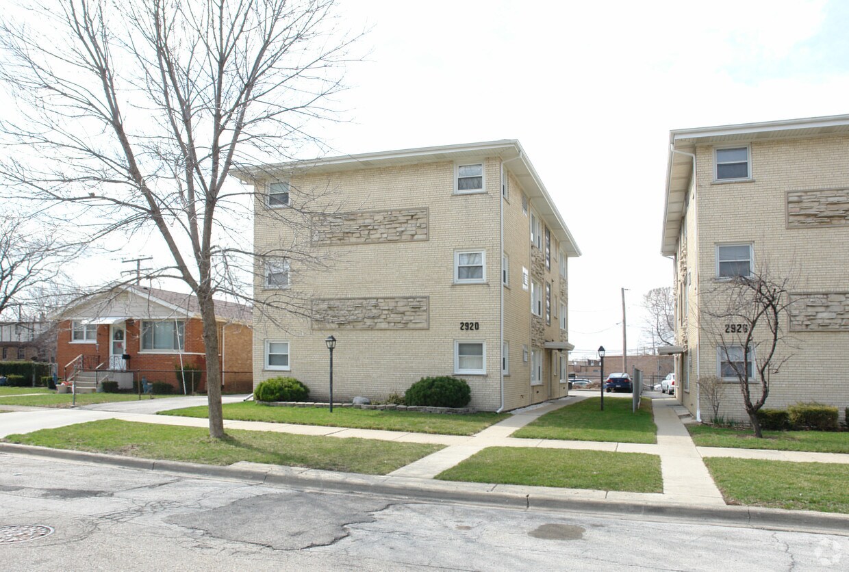 2920 Willow Rd, Franklin Park, IL 60131 Apartments Franklin Park, IL