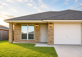 Building Photo - 2704 Vernice Loop