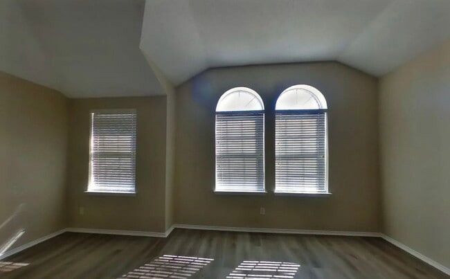 Foto del edificio - Welcome Home: Beautiful 4-Bedroom Single-Family Gem