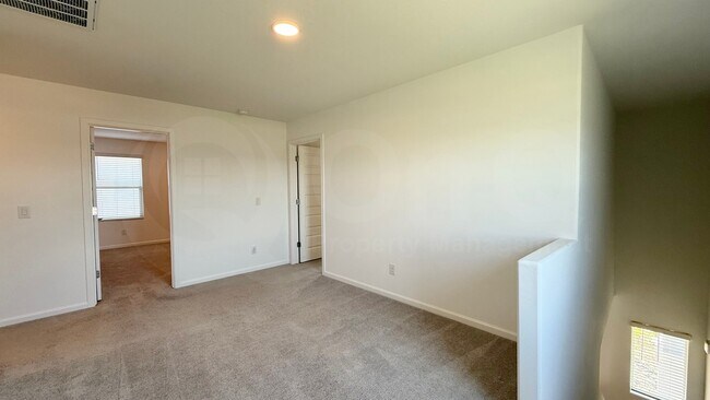 Building Photo - 9550 W Catalina Dr