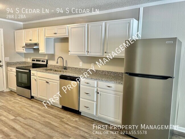 Building Photo - 2Bed/2Bath Townhome Ft O! Laundry Hookups ...