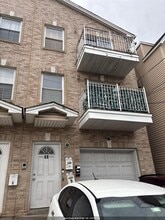 Building Photo - 68 Pamrapo Ave