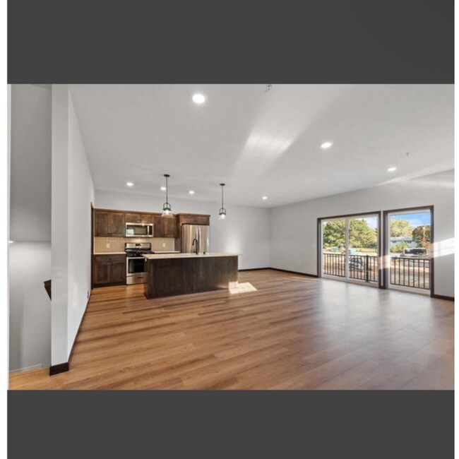 Foto del edificio - 10277 3rd St NE