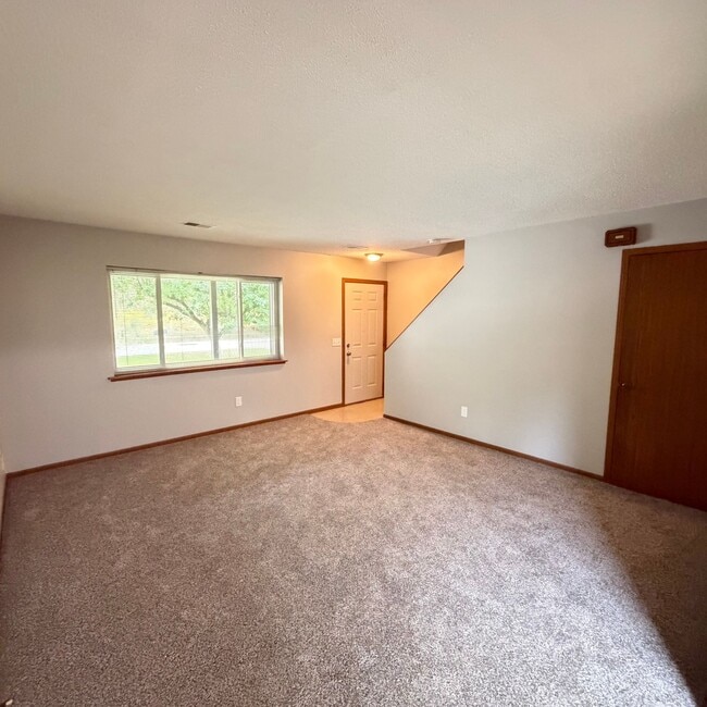 Building Photo - Two Bedroom with Washer/Dryer hook ups!