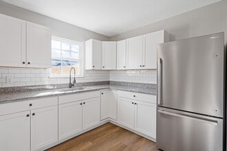 Building Photo - 405 Harbour North Dr