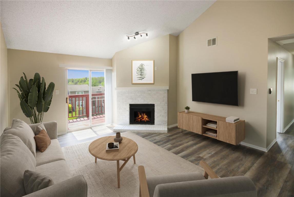 Foto principal - 237 Shirley Ridge Dr