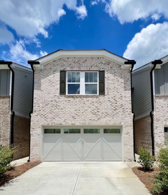 Building Photo - 1592 Villageside Ct