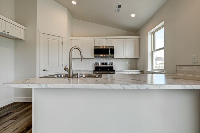 Foto del edificio - 710 Vineyard St