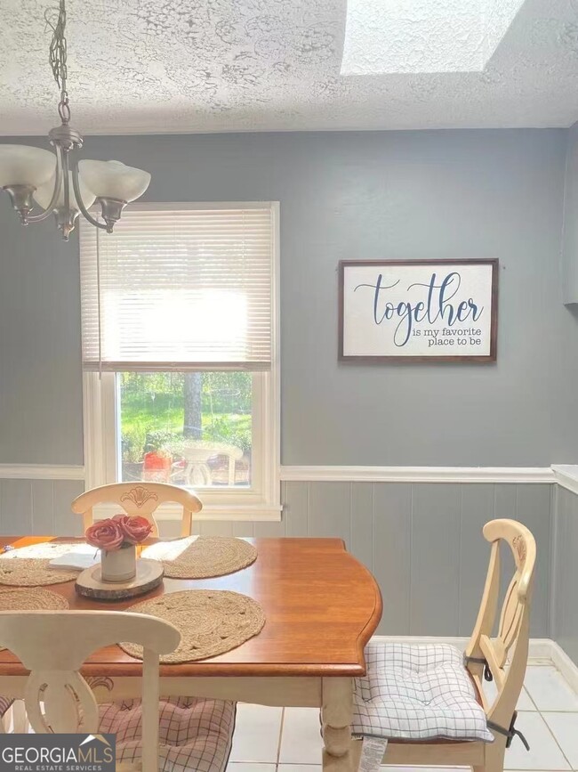 Foto del edificio - 339 Desiree Dr NW