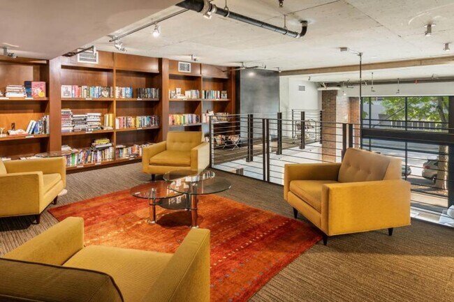 Foto del edificio - 1 bedroom in Seattle WA 98121
