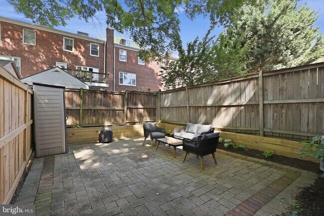 Foto del edificio - 2916 Sycamore St