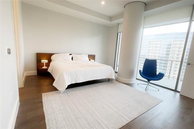 Foto del edificio - 7901 Windrose Ave.