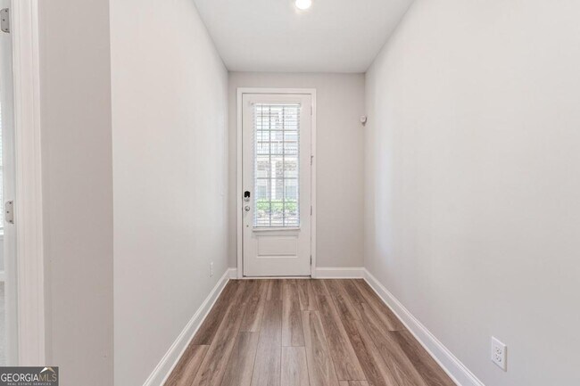 Foto del edificio - 5051 Pinckney Ln