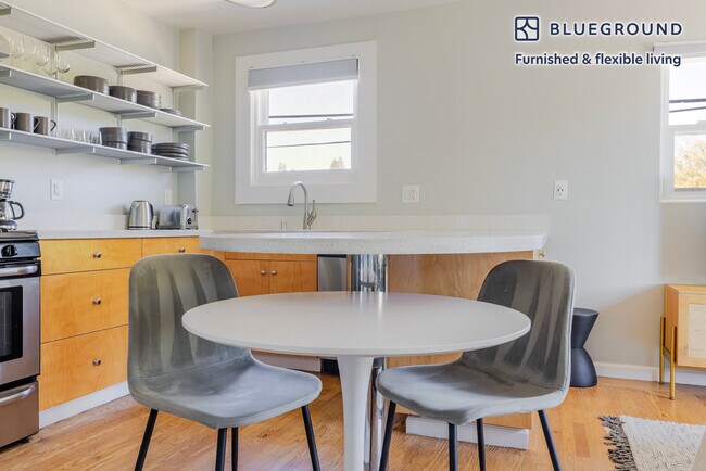 Foto del edificio - 325 Hawthorne Ave