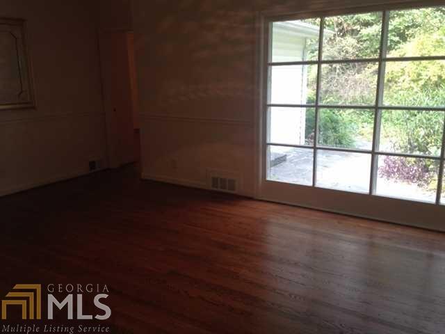 Building Photo - 676 Dixon Dr