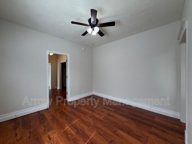 Foto del edificio - 1215 Peach St