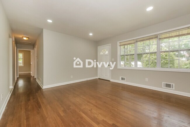 Foto del edificio - 195 Greenway Drive