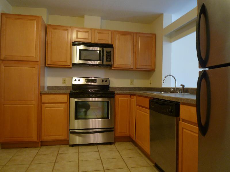 Building Photo - 1445 Beacon St