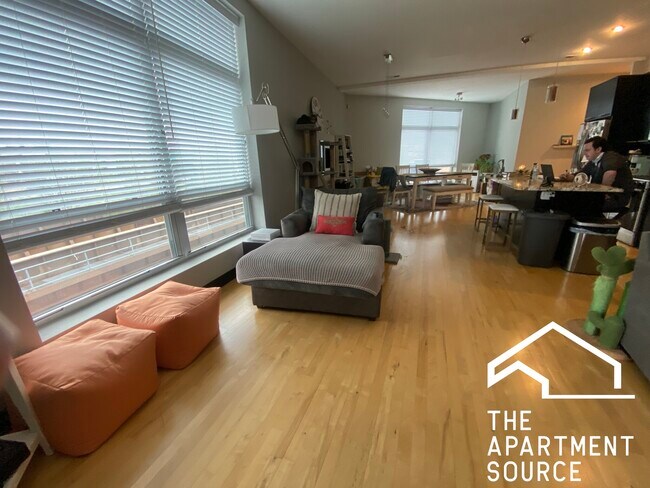 Foto del edificio - 2348 N Lister Ave